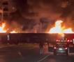 Воз во пламен помиона низ мало гратче во Канада, пожарникарите едвај го изгаснаа (ВИДЕО)