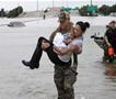 Властите во Хјустон повикаа на евакуација поради огромните поплави (ВИДЕО)