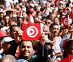 Стотоци демонстранти во Тунис бараат датум за чесни избори по апсењата адвокати и новинари