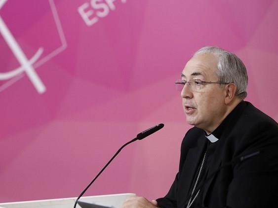 Шпанија основа фонд за 440.000 жртви на сексуално злоставување од католички свештеници