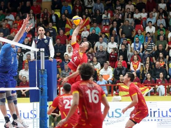 Македонските одбојкари поразени и од Чешка во Европската златна лига