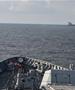 Хутите истрелаа три проектили кон два брода во Црвеното Море
